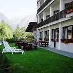 Derby Hotel 3*