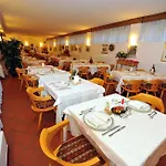 Derby Hotel