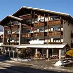 Hotel Derby 3*