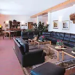 Derby Hotel 3*