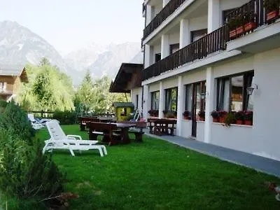 Derby Hotel 3*