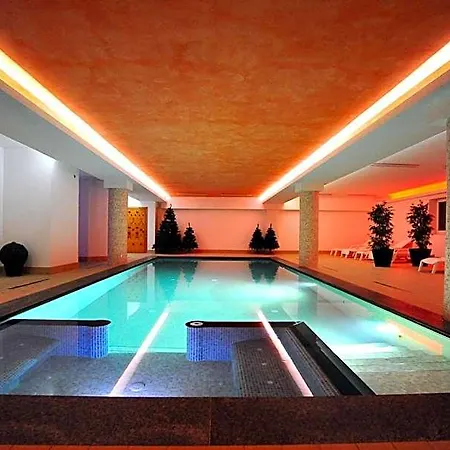 Derby Hotel 3*