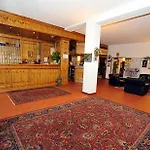 Derby Hotel 3*