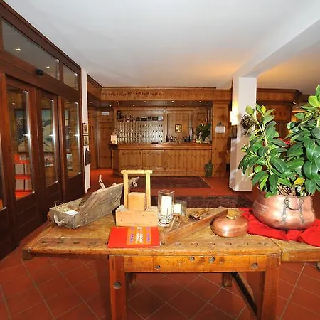 Hotel Derby 3*